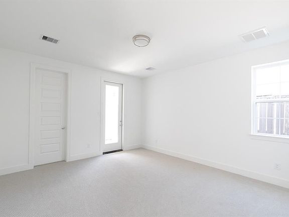 5th image of 7703 Westside Villas Ln