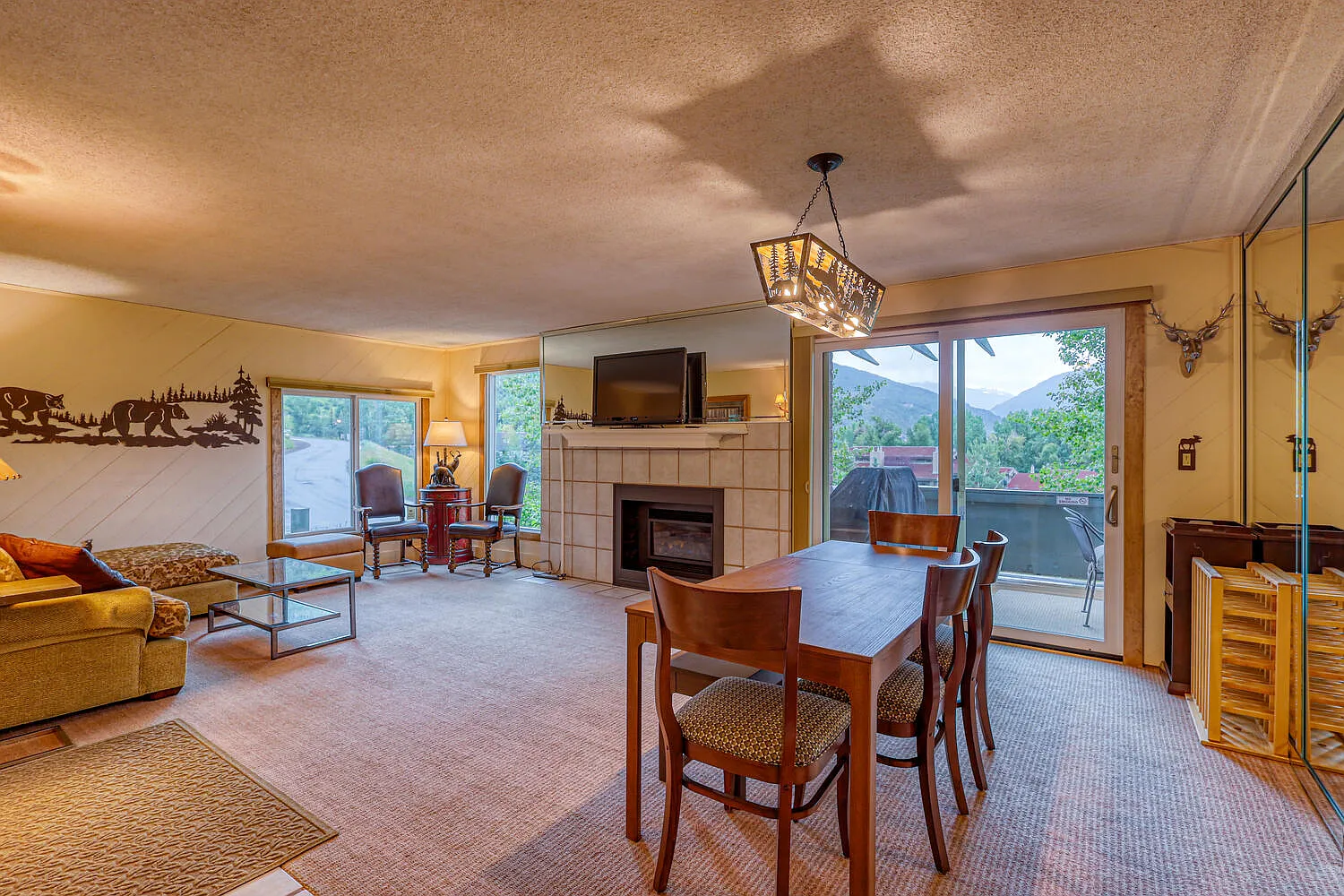 2 bed, 1283 sqft, $3,400 — Photo 3