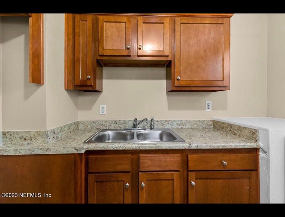 1st image of 1627 Windle St #A