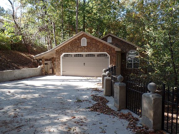 5th image of 4609 Park Dr