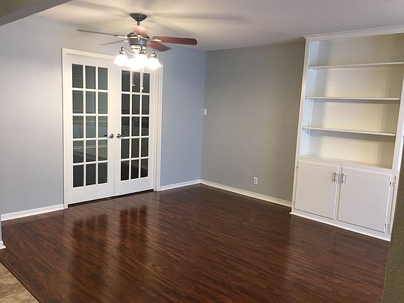 4th image of 3016 Cameron Ave