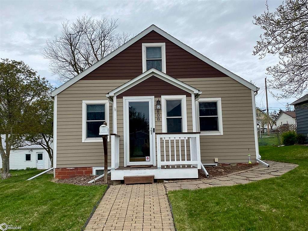 608 S Division St, Audubon, IA 50025 | Zillow