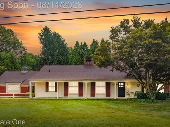 4195 Orchard Way, Bloomfield Hills, MI 48301