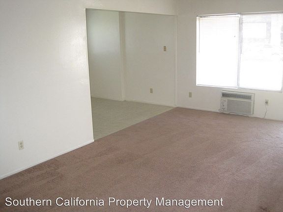 4th image of 1558 N Hope Ave APT C