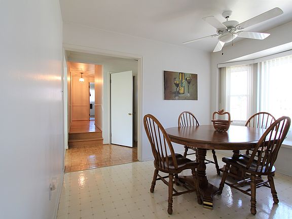 4th image of 41955 Baintree Cir
