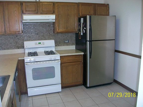 5th image of 3913 Port Dr