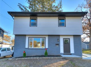 3216 Seneca Ave, Des Moines, IA 50310