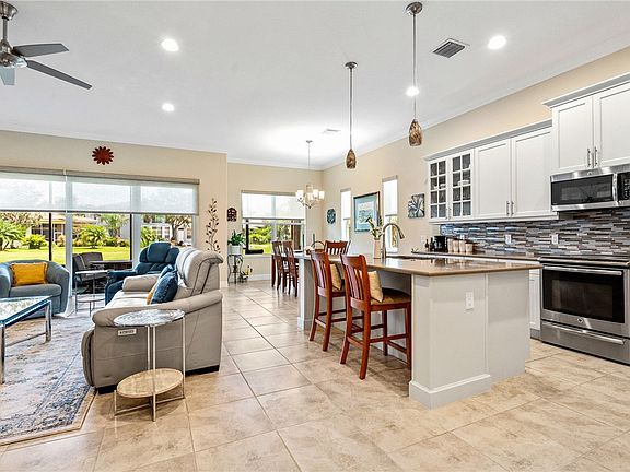 4th image of 2030 Bennington Ct SW