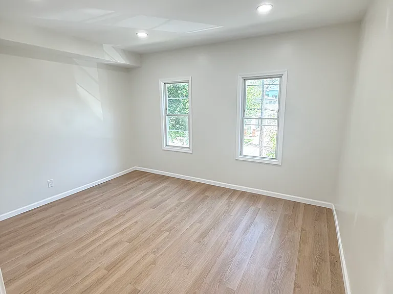 2458 Professor Ave #2 — Photo 5