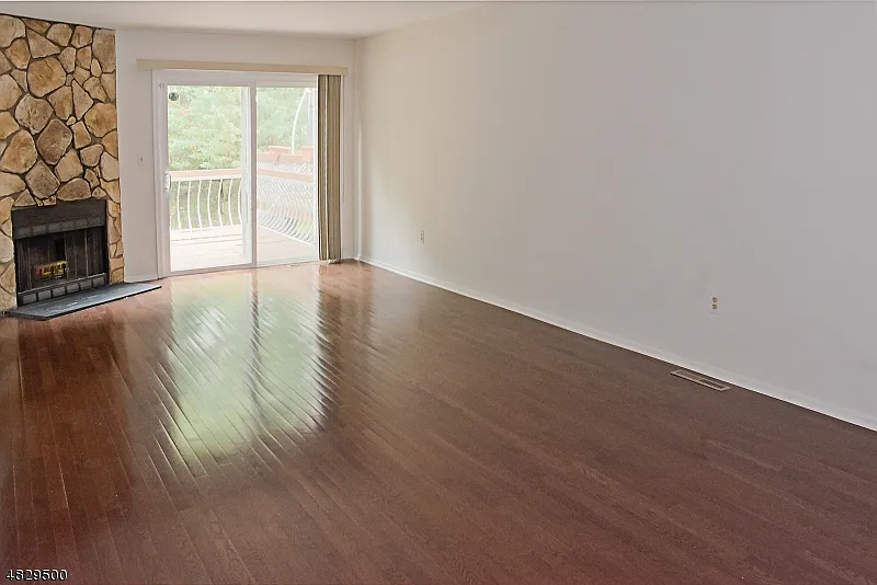 3 bed, 2.5 bath, $3,700 — Photo 4