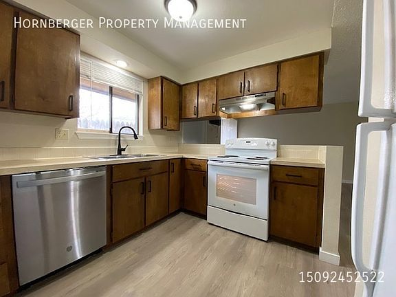 3rd image of 424 W Shannon Ave #B