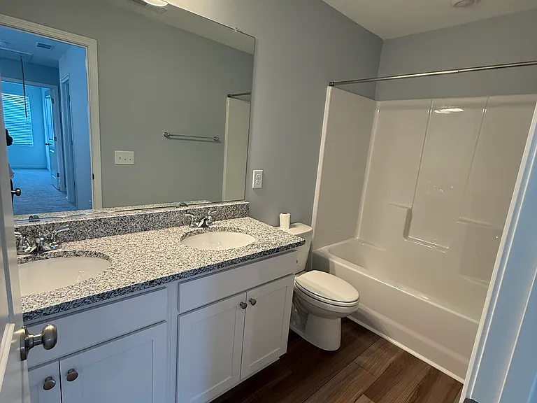 4736 Bell West Dr — Photo 12