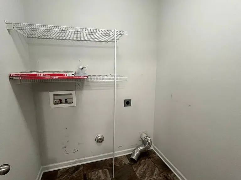 751 Stradleigh Ct — Photo 35
