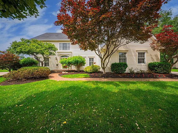 3rd image of 5652 Fawnbrook Ln