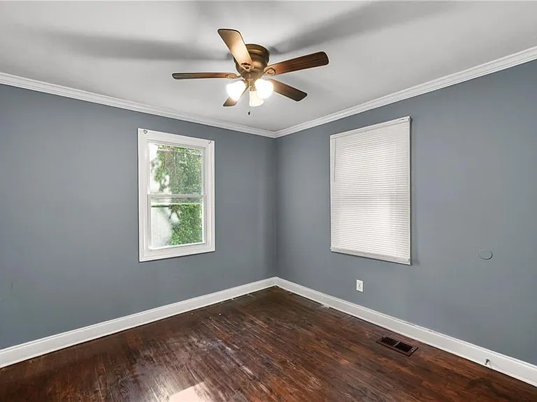 360 Betsy Ave SW — Photo 29
