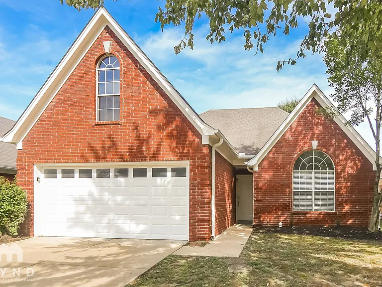 8418 Regal Bend Dr — Photo 20