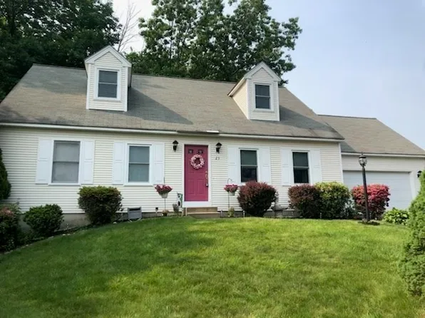 23 Beechwood Dr, Haverhill, MA 01832