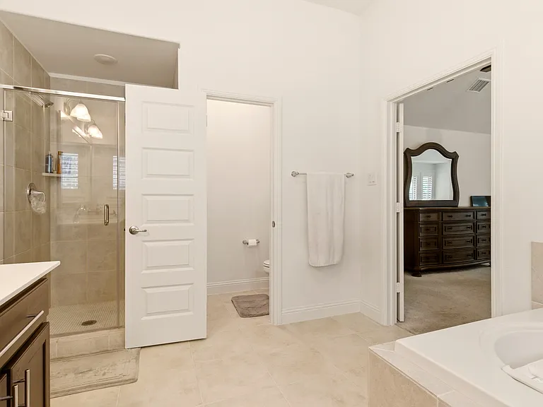 510 Royal Oaks Ln — Photo 20
