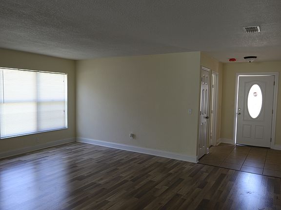 4th image of 1213 Epson Oaks Way
