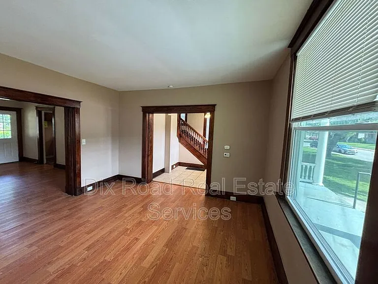 11169 Maple St — Photo 9