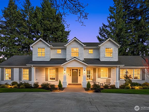 3rd image of 2242 79th Avenue NE