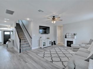 136 Zoisite Ln, Jarrell, TX 76537