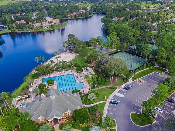 2nd image of 453 Fawn Hill Pl
