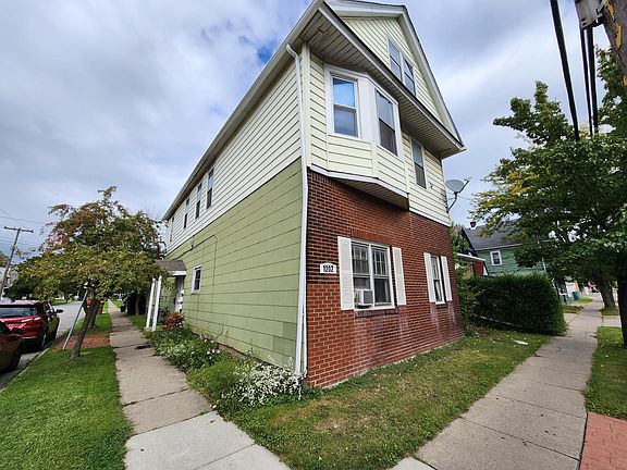 3rd image of 1202 Walden Ave #2