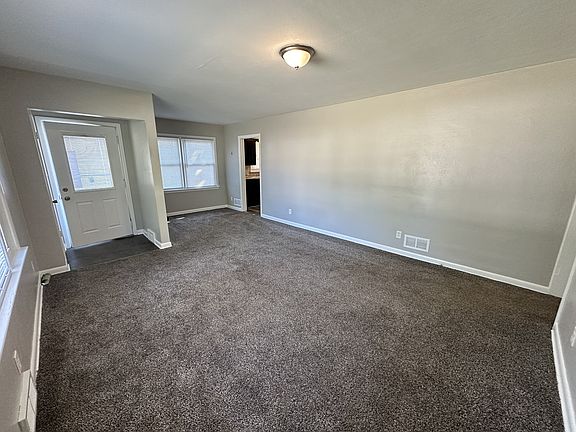 3rd image of 3154 Arline Ave #3