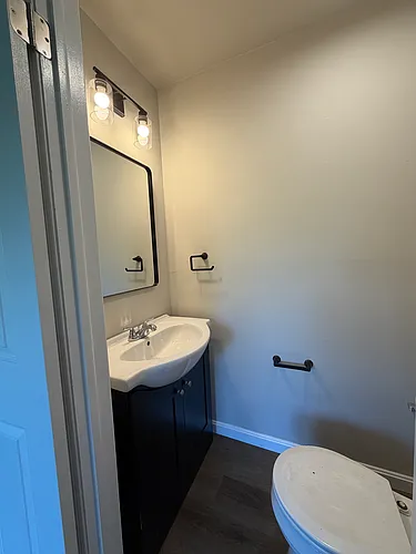 50 Eton Ct Photo 1