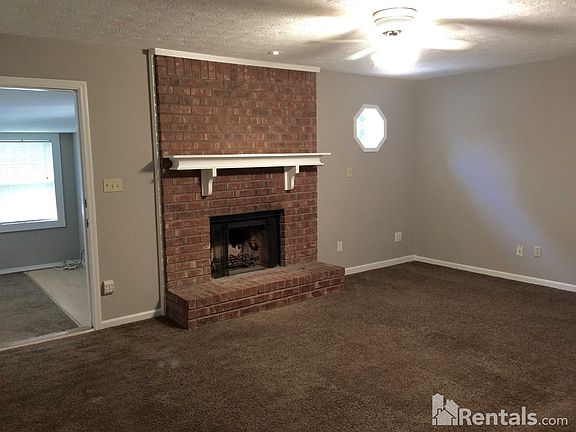5th image of 115 N Hampton Dr