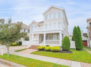 13 S Vendome Ave, Margate, NJ 08402