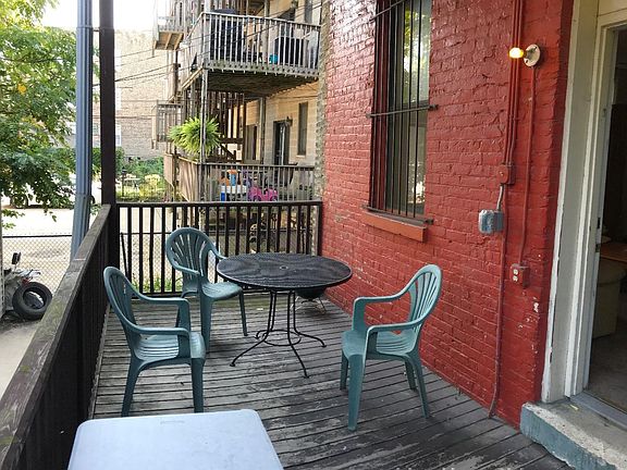 5th image of 1400 W Cuyler Ave