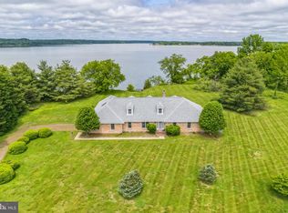 4655 Leitches Wharf Rd, Prince Frederick, MD 20678