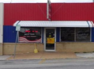 213 S Main Ave, Bolivar, MO 65613