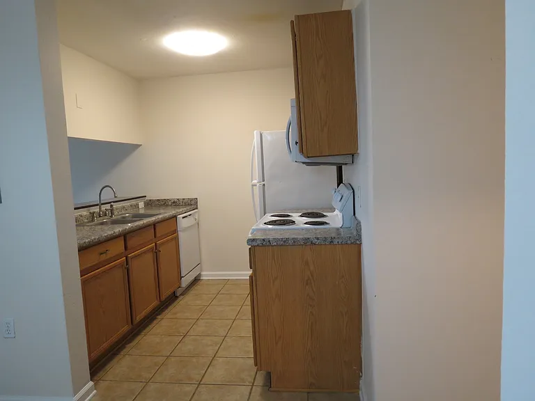 2738 W Tharpe St #903 — Photo 6