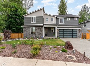 6219 NE 3rd St, Renton, WA 98059