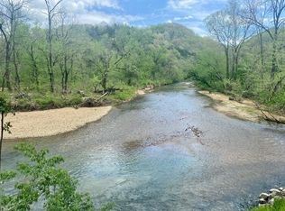 385 Hummingbird Ln, Cookeville, TN 38501