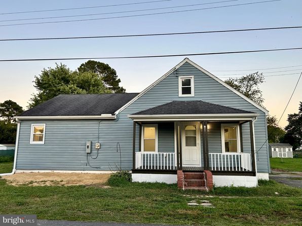 104 Roe St