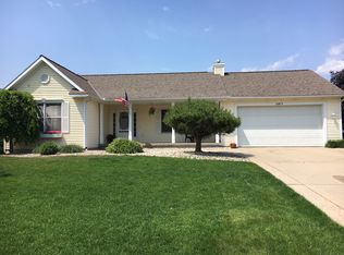2871 Hunters Dr, Jenison, MI 49428