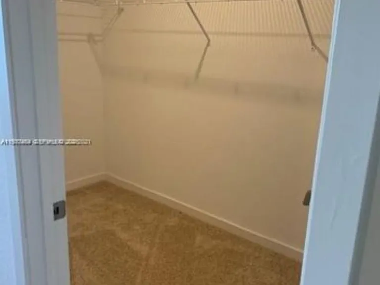3-731 SW 11th St #3-731 — Photo 9