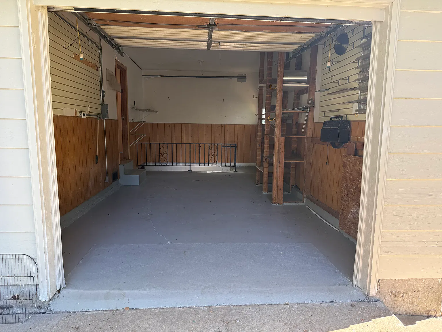 3 bed, 1.5 bath, 1040 sqft, $1,750 — Photo 2