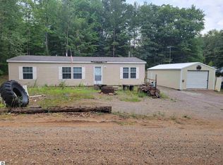 11740 Rose Ridge Rd NE, Kalkaska, MI 49646