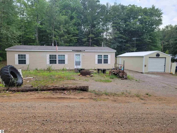 11740 Rose Ridge Rd NE, Kalkaska, MI 49646