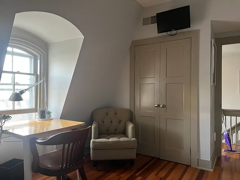364 Bellevue Ave #D102 — Photo 25