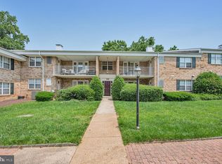 1132 S Washington St APT 203, Falls Church, VA 22046