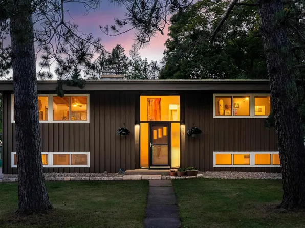 1727 Warren Ave, Duluth, MN 55811