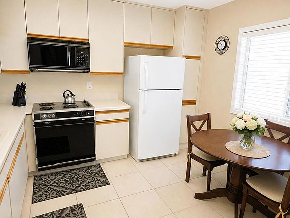 3rd image of 67162 W Chimayo Dr