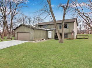 2641 29th St, Zion, IL 60099