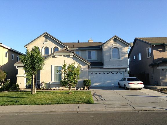 2nd image of 3132 Tenaya Ln